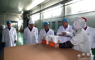 省委、省政府明查暗訪組深入清水開(kāi)展食品安全檢查工作